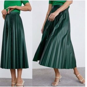 Zara Pleated Skirt
